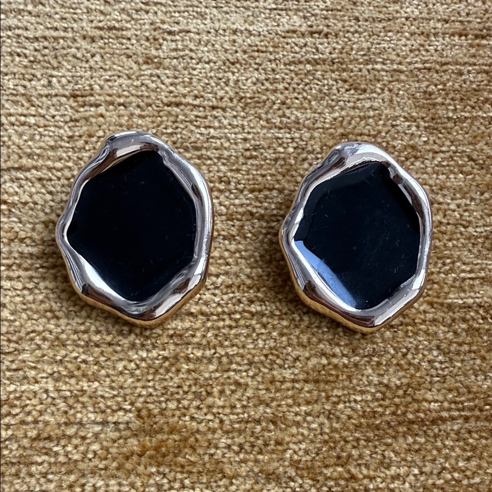 Elegant Black and Silver Earrings